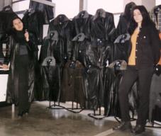 hollyw.jpg (9671 bytes)